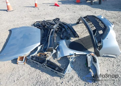 2024 Toyota Corolla Cross Hybrid Xse из США, поврежденный, VIN 7MUFBABG6RV061244